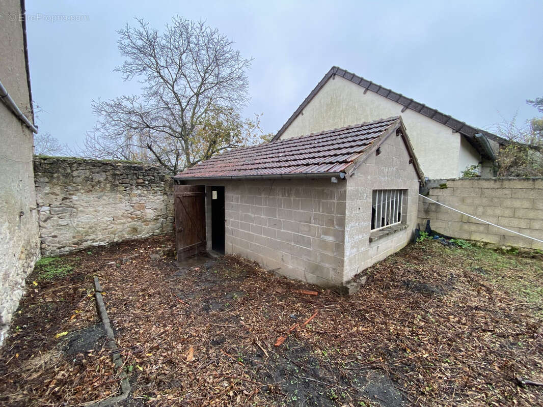 Maison de ville à rénover ! - photo 17