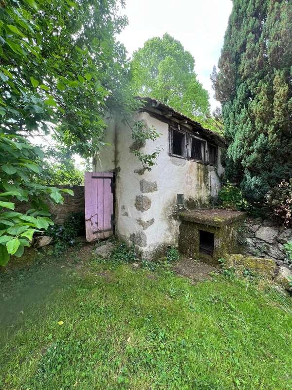 Maison à AUZANCES