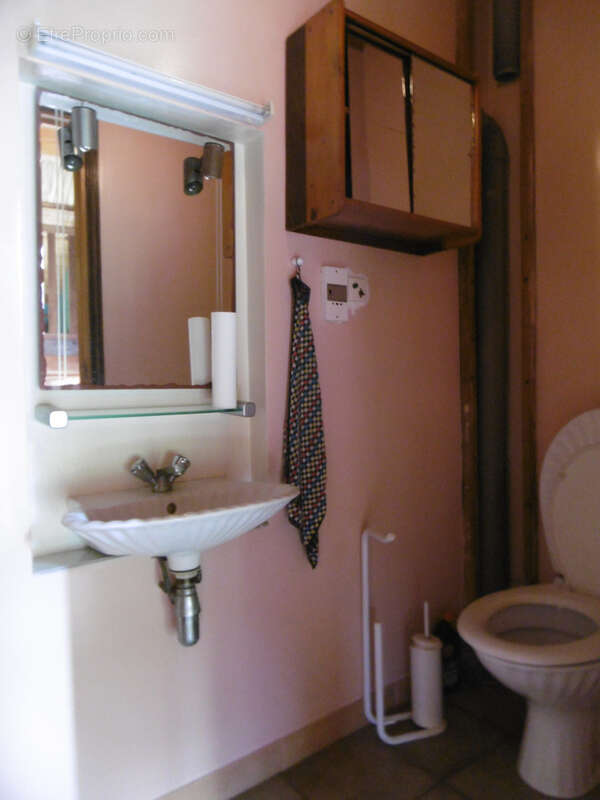 Maison à SAINT-JULIEN-DE-CIVRY