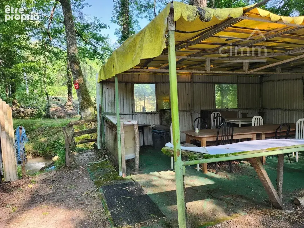 Mare avec ancienne maisonnette à réhabiliter - photo 8
