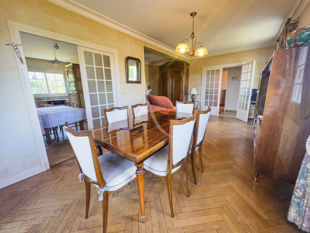 Maison à SAINT-REVEREND