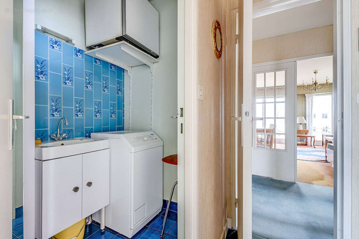 Appartement à PARIS-20E