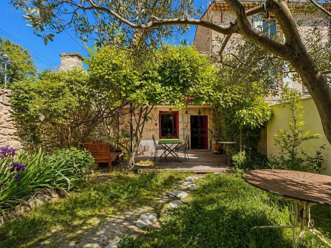 Maison à SAINT-REMY-DE-PROVENCE