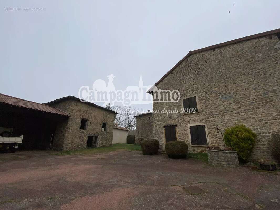 Maison à MACHEZAL