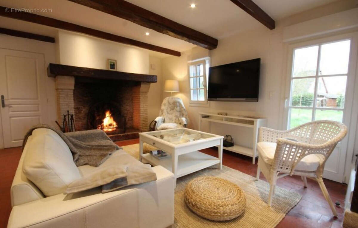 Maison à BASSENEVILLE