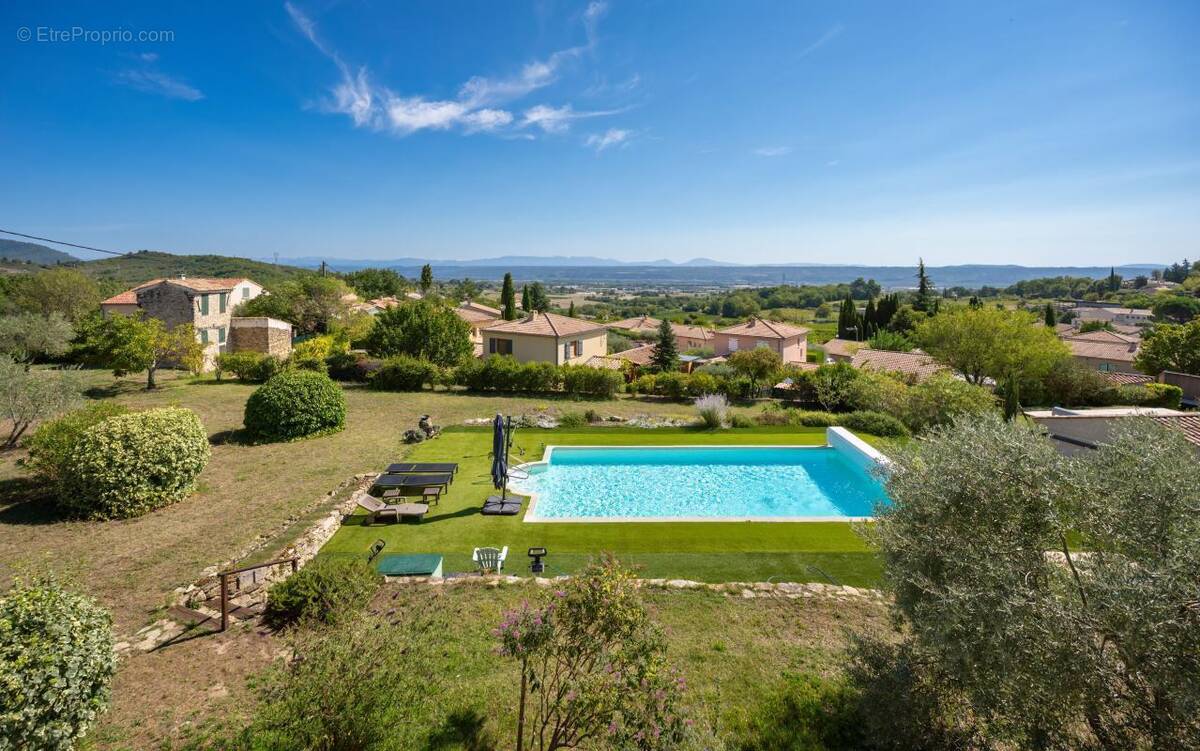 Maison à PIERREVERT