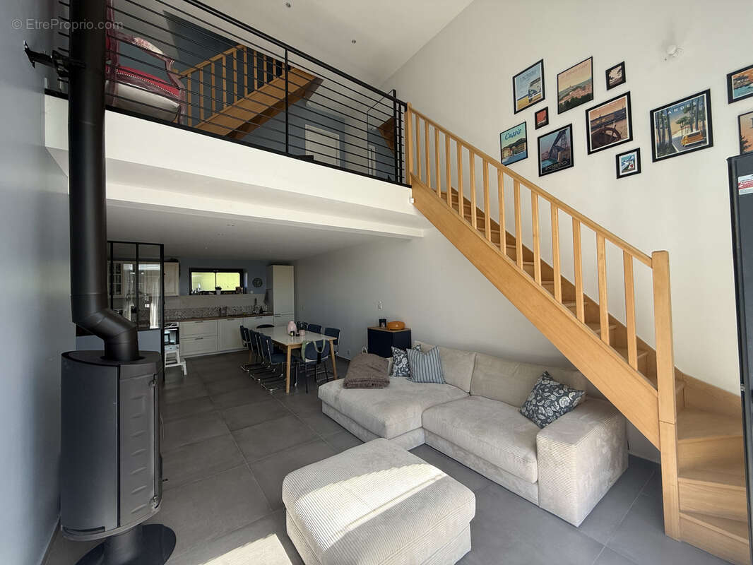 Maison à LES COTES-D'AREY