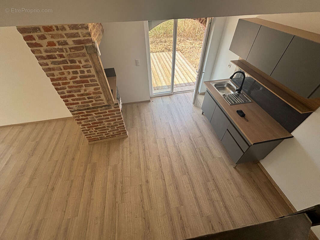 Maison à BOSMONT-SUR-SERRE