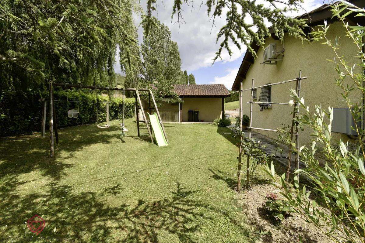 Maison à SAINT-YBARS