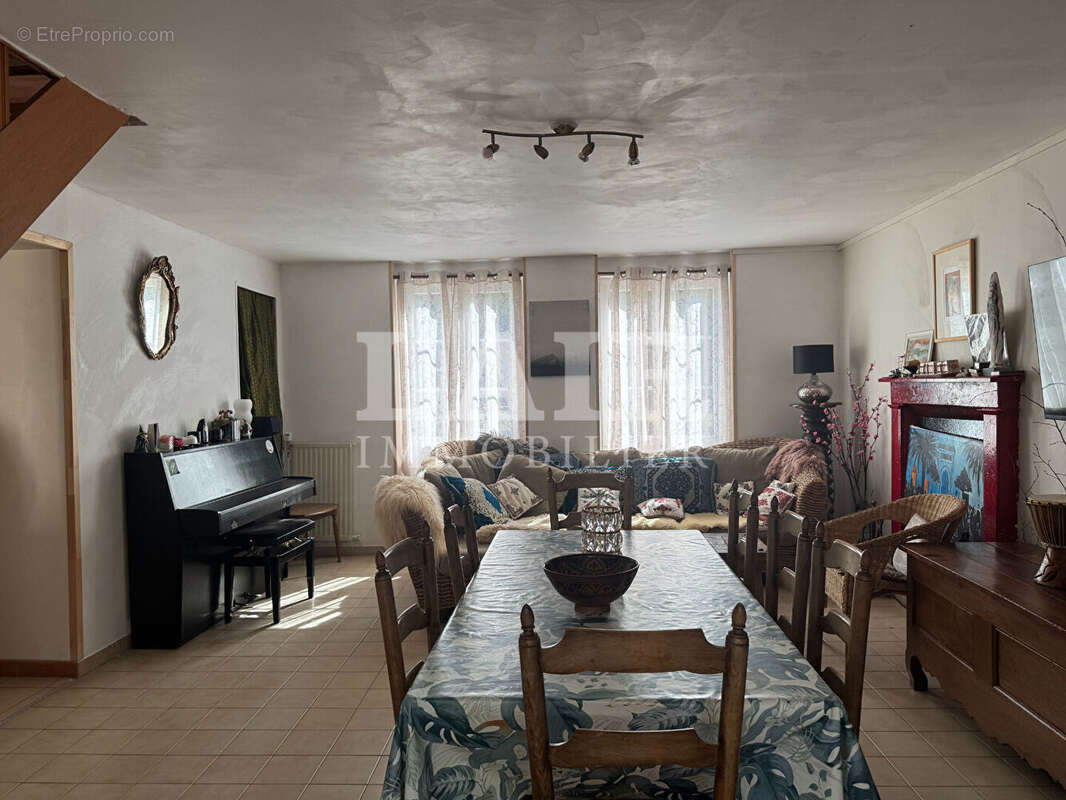 Maison de ville de 175 m² à Alençon - Réf. 13899 - photo 3