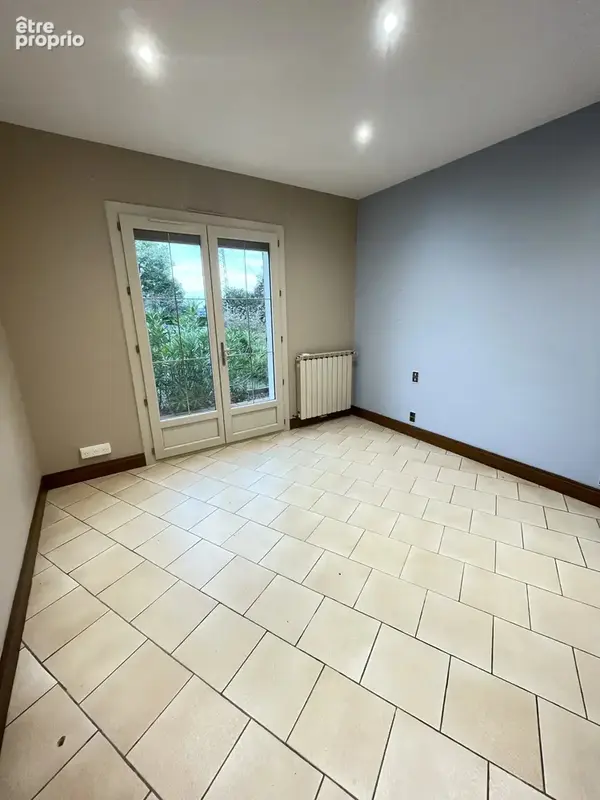 De beaux volumes, un grand jardin et un cadre de vie privilegie ! - photo 16