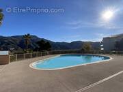 Appartement à CARROS