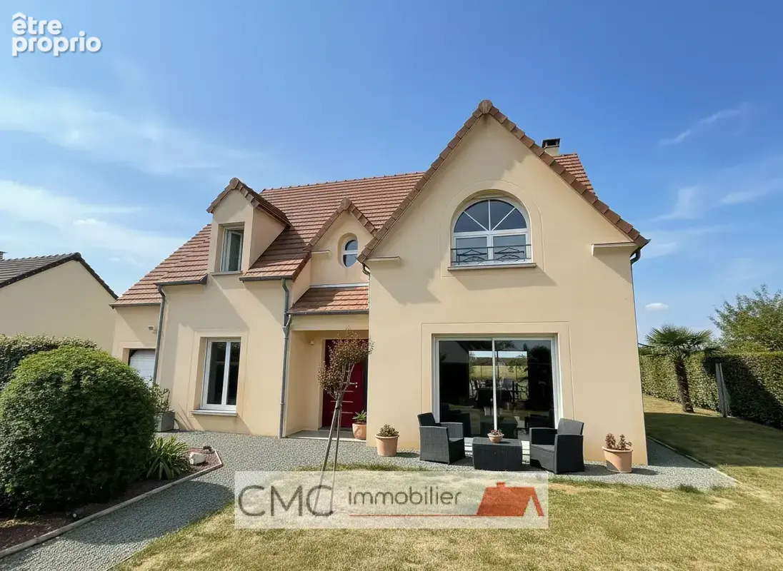 Photo Maison à Briconville au prix de 298 870€