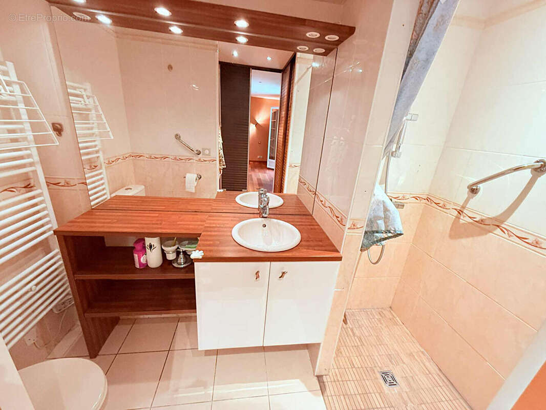 Maison à SAINT-LOUBES