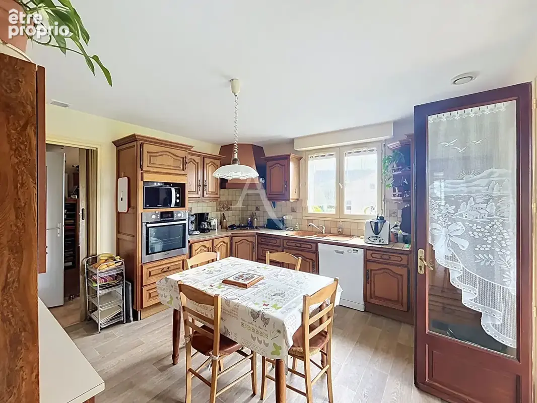 Maison familiale avec appartement indépendant et piscine à Prayssac - photo 3