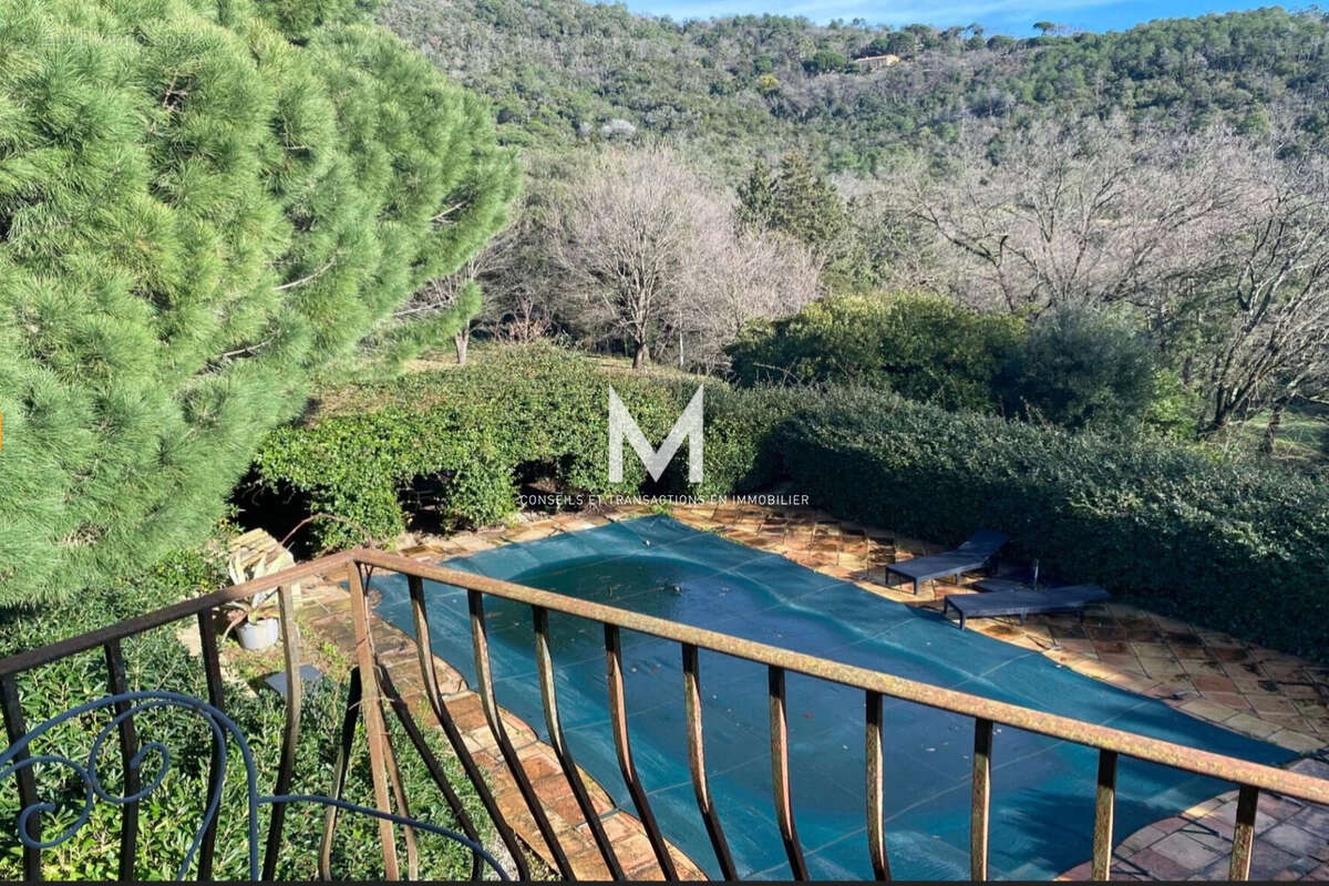Maison à LA GARDE-FREINET