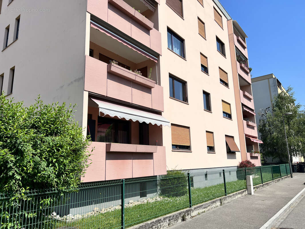 Appartement à HUNINGUE