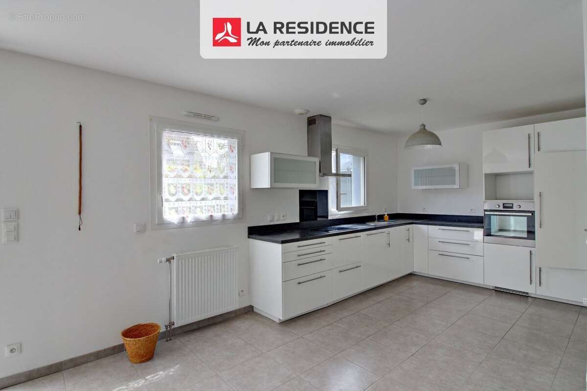 Maison 77 m² à Les Mureaux  - photo 3