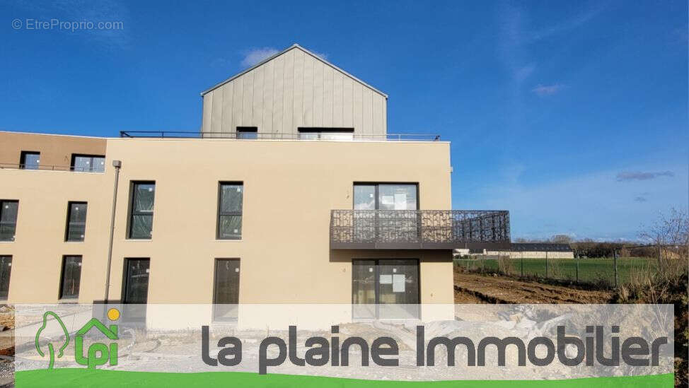 A visiter sans tarder, au pied des commerces, beau 2 pièces 41.54 m² terrasse 12,35m²  1 stationnement sous-sol - photo 4
