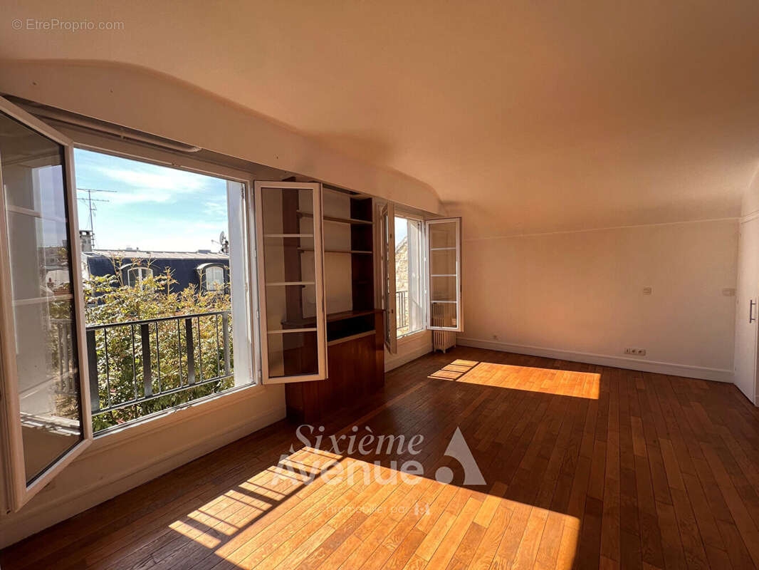 Maison à PARIS-13E