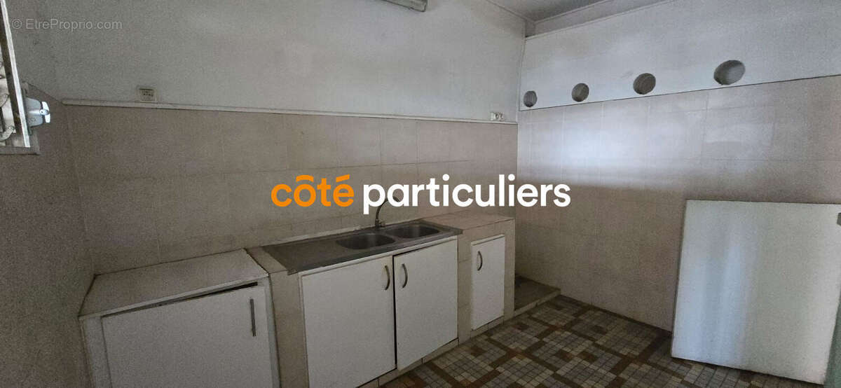 Maison à LES ABYMES