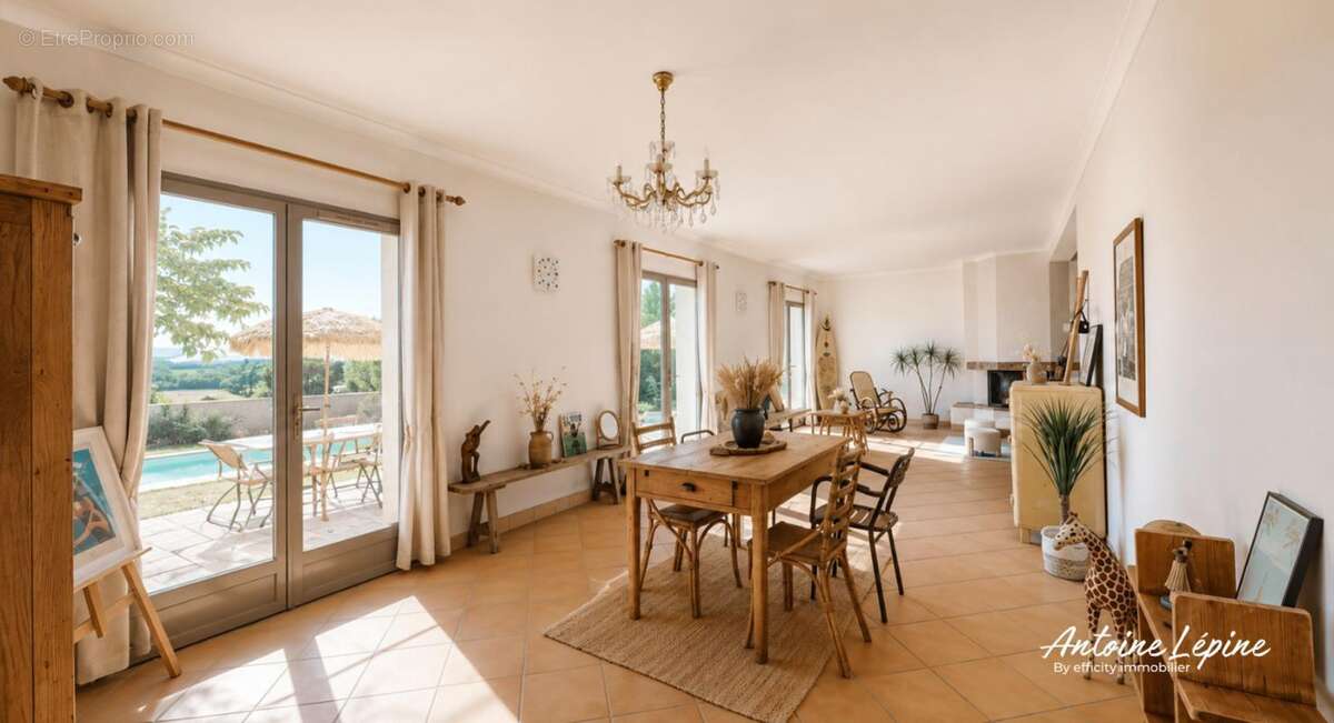 Maison 195 m² à Lachassagne  - photo 13