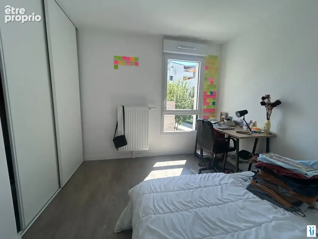 A vendre secteur Docks appartement F3 avec balcon et parking. - photo 7
