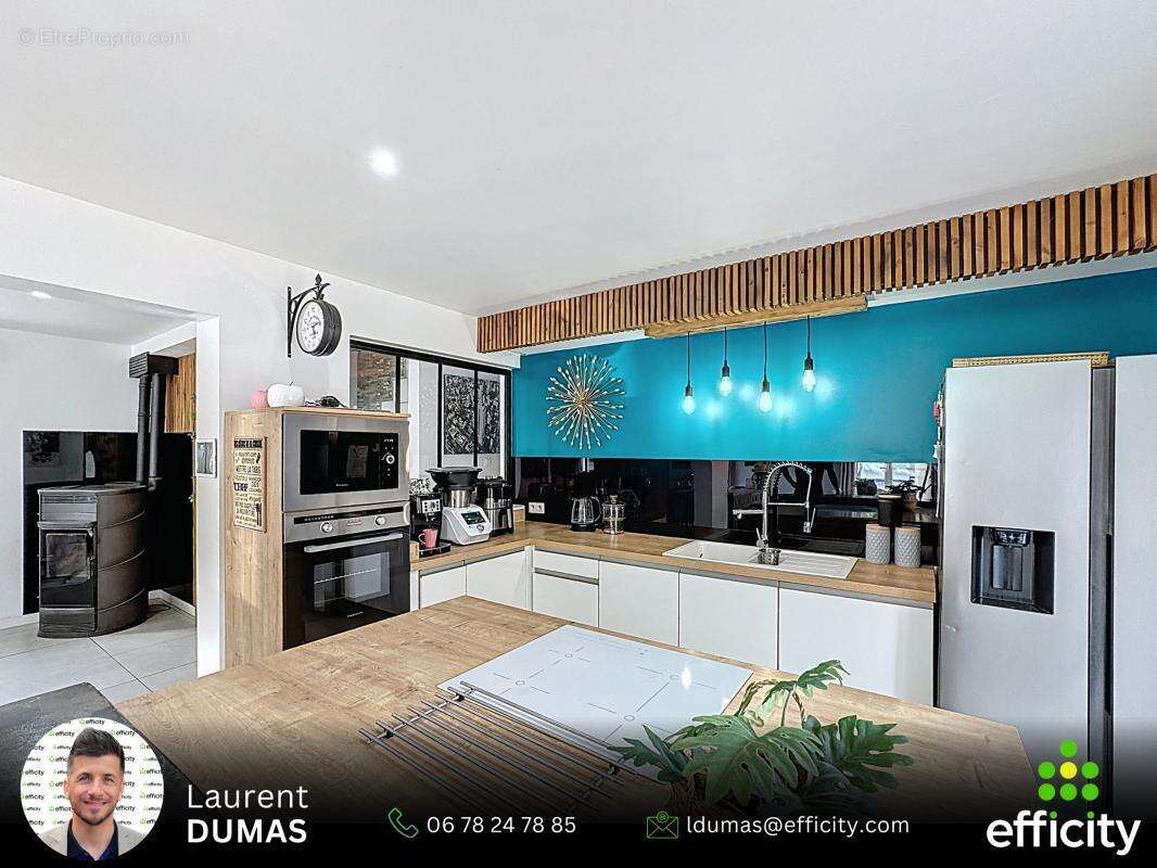 Maison 141 m² à Saint-Andeol-Le-Chateau  - photo 3