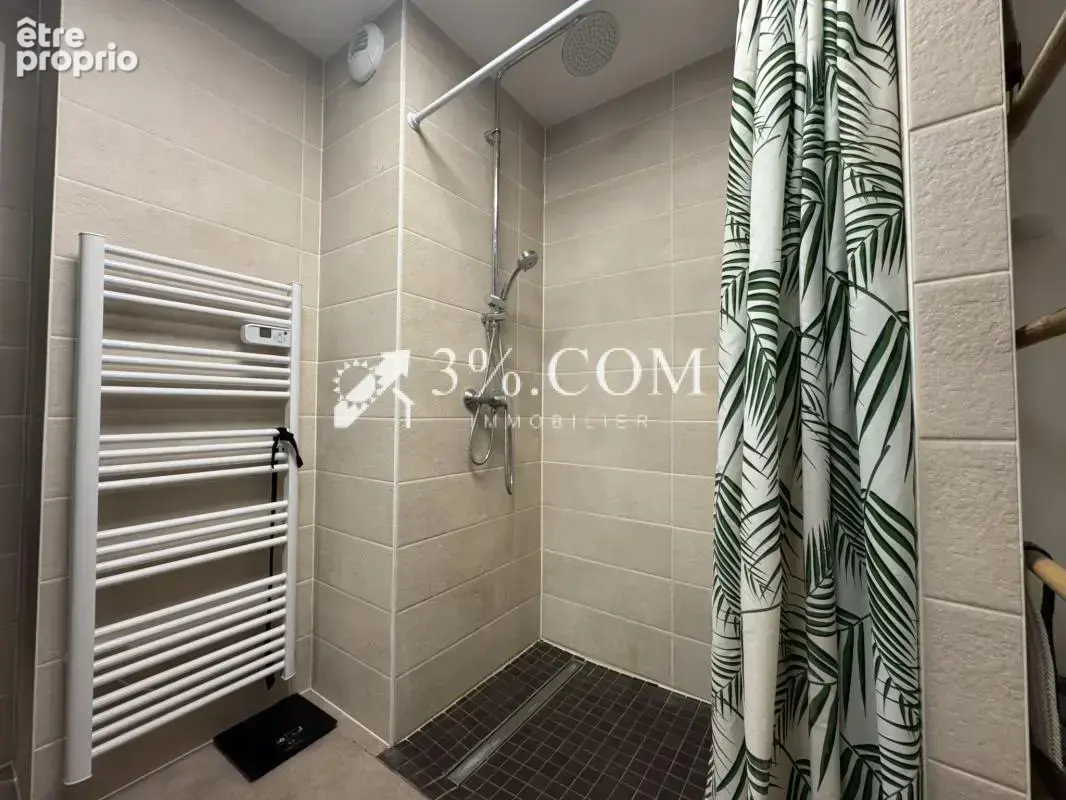 3%COM appartement F3 en rez de jardin - garage- parking - photo 13