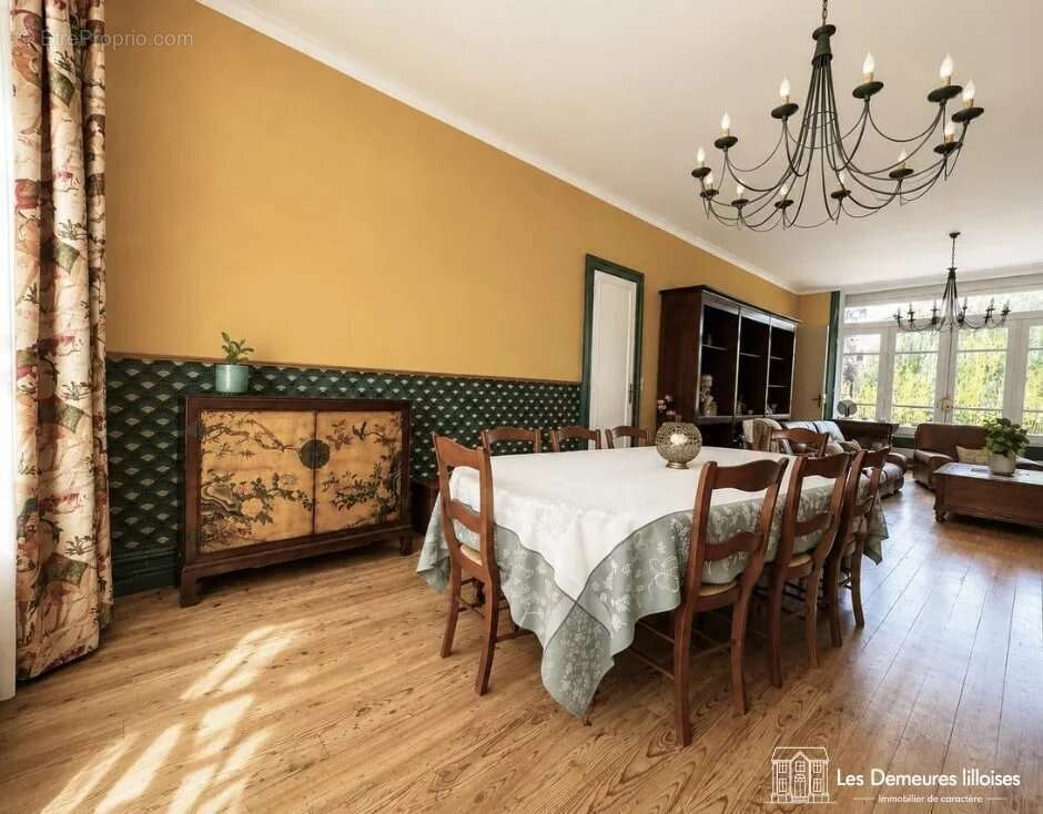Bel immeuble de 384 m2 secteur recherché, jardin, parkings - photo 11