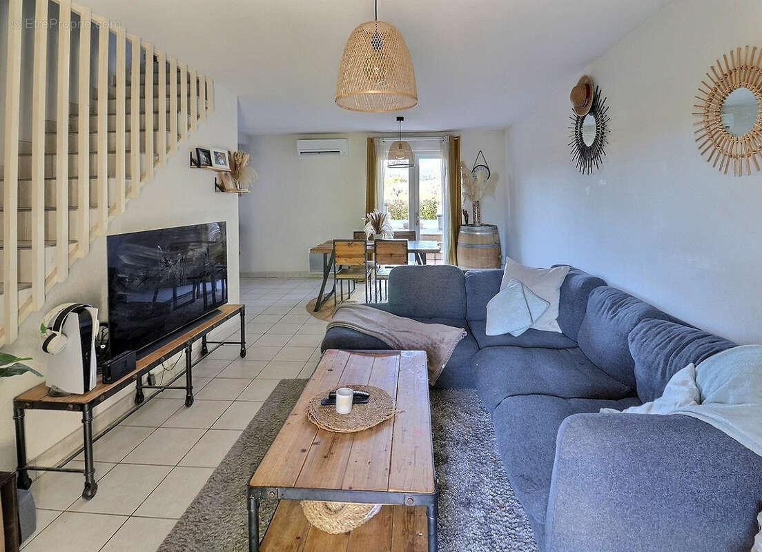 Maison à SAINT-MATHIEU-DE-TREVIERS