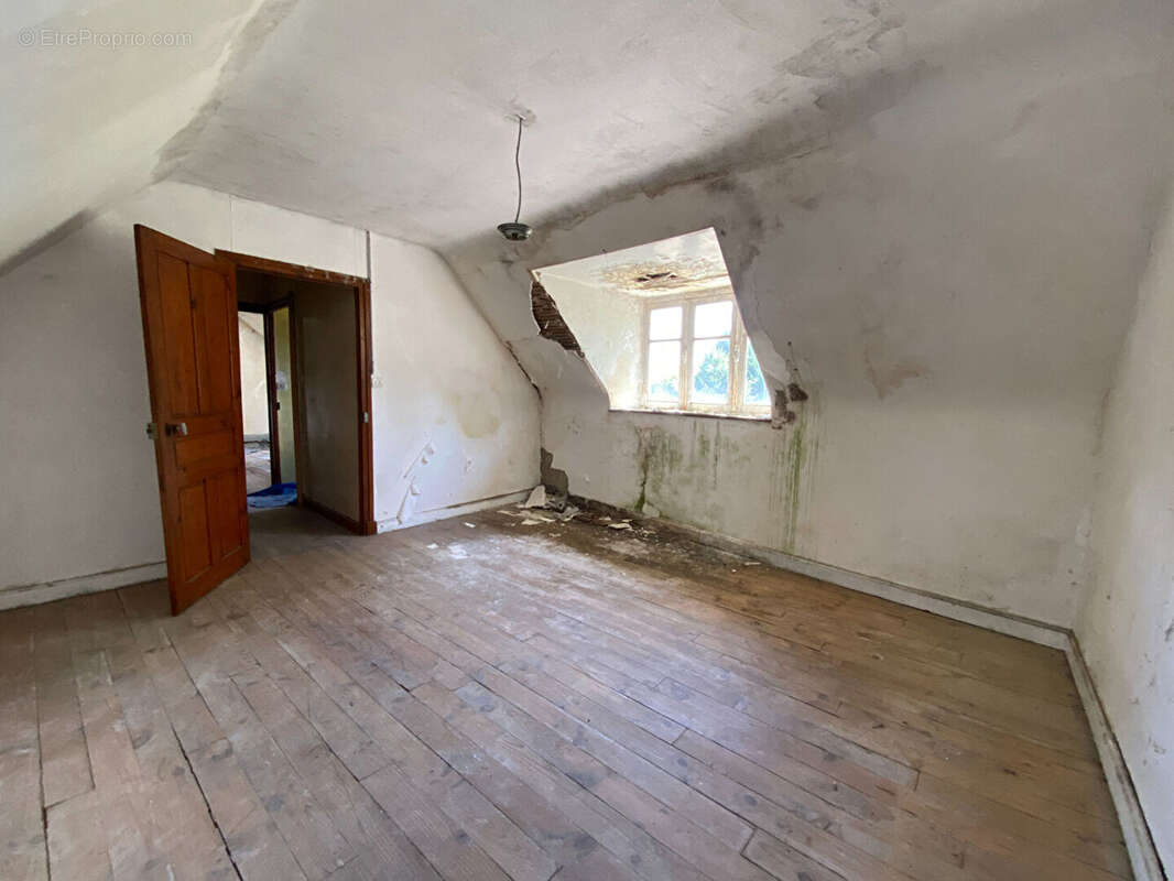 Maison PloËzal 5 pièce(s) 200 m2 - photo 8
