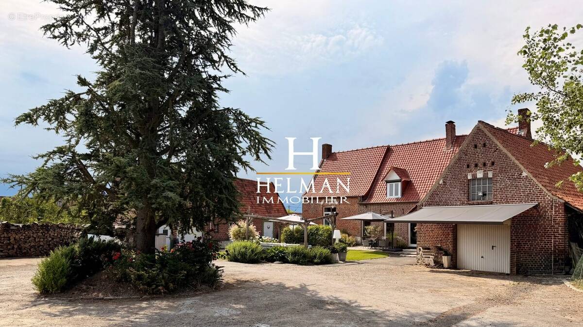 Maison à BLARINGHEM