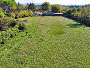 Terrain à CHATEAUNEUF-DE-GADAGNE