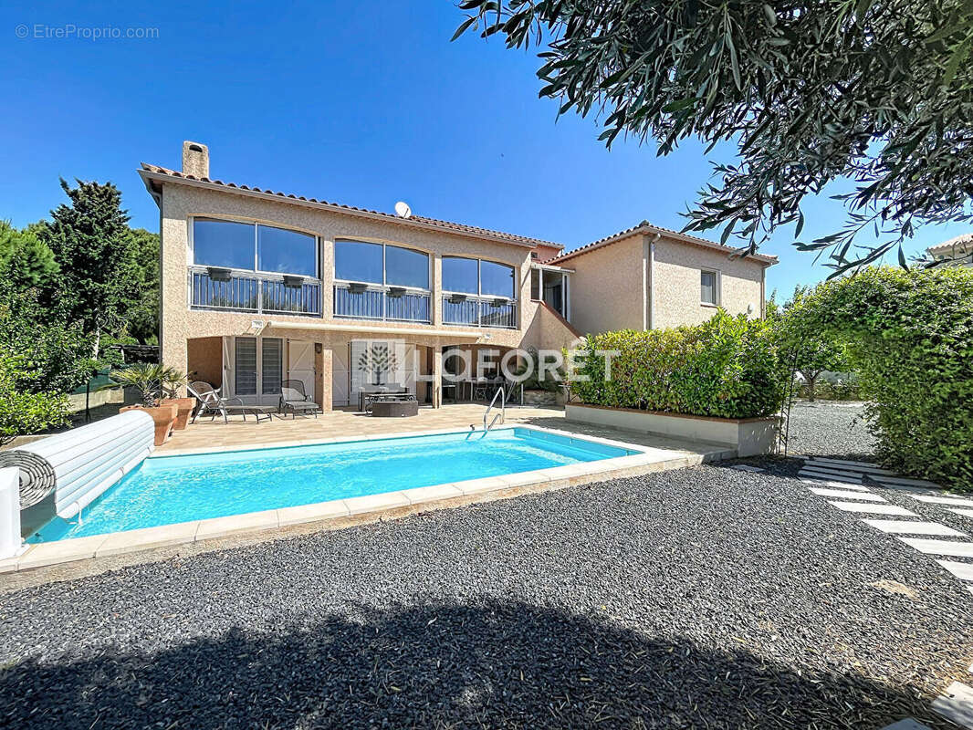 Maison à SAINT-CYPRIEN
