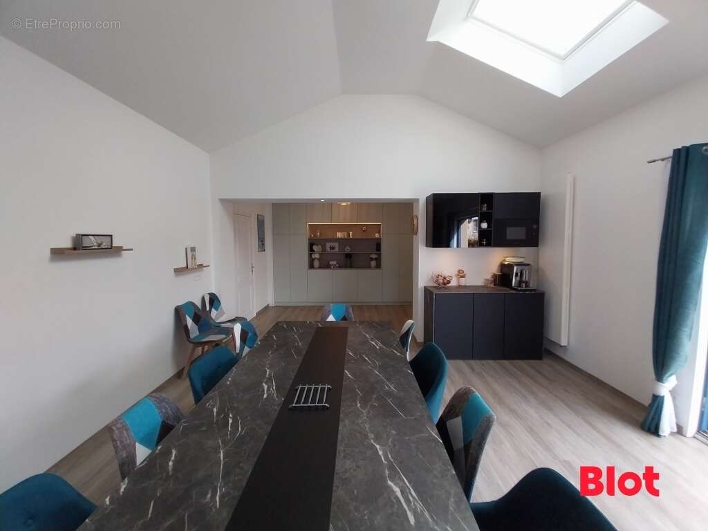 Maison à SAINT-COULOMB