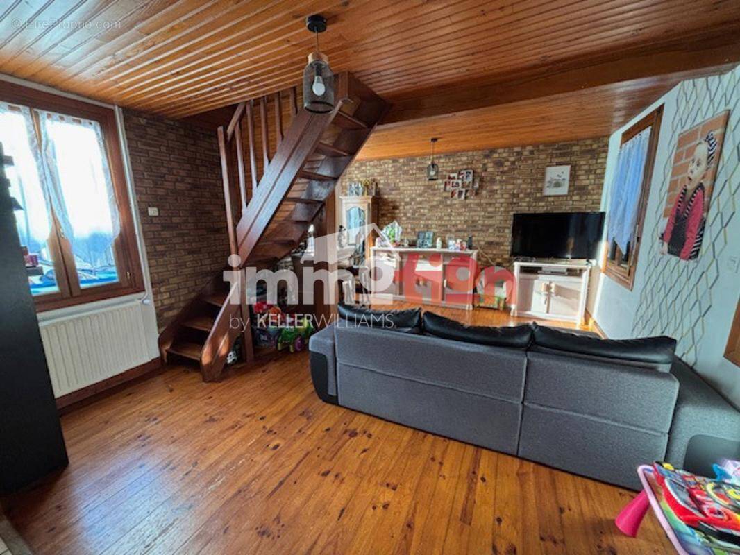 Maison à BEAUCHAMPS