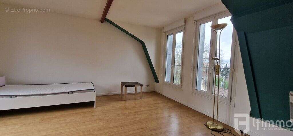 Appartement à IVRY-SUR-SEINE