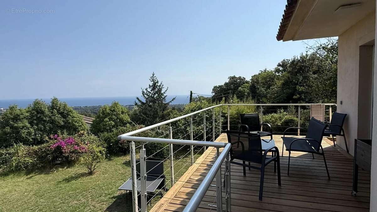 Maison à SANTA-MARIA-POGGIO