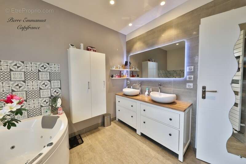 Maison à vendre 10 pièces SAINT AMBREUIL (71) - photo 11