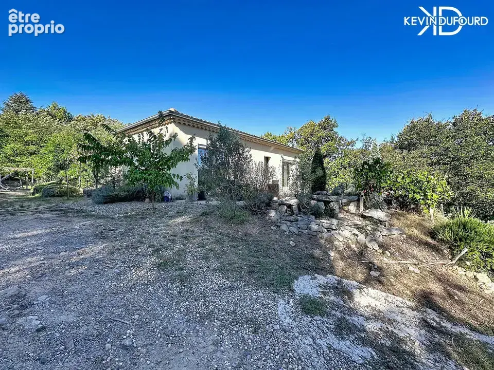 Maison de 135 m² sur un terrain de 6950m² à JOYEUSE - photo 16