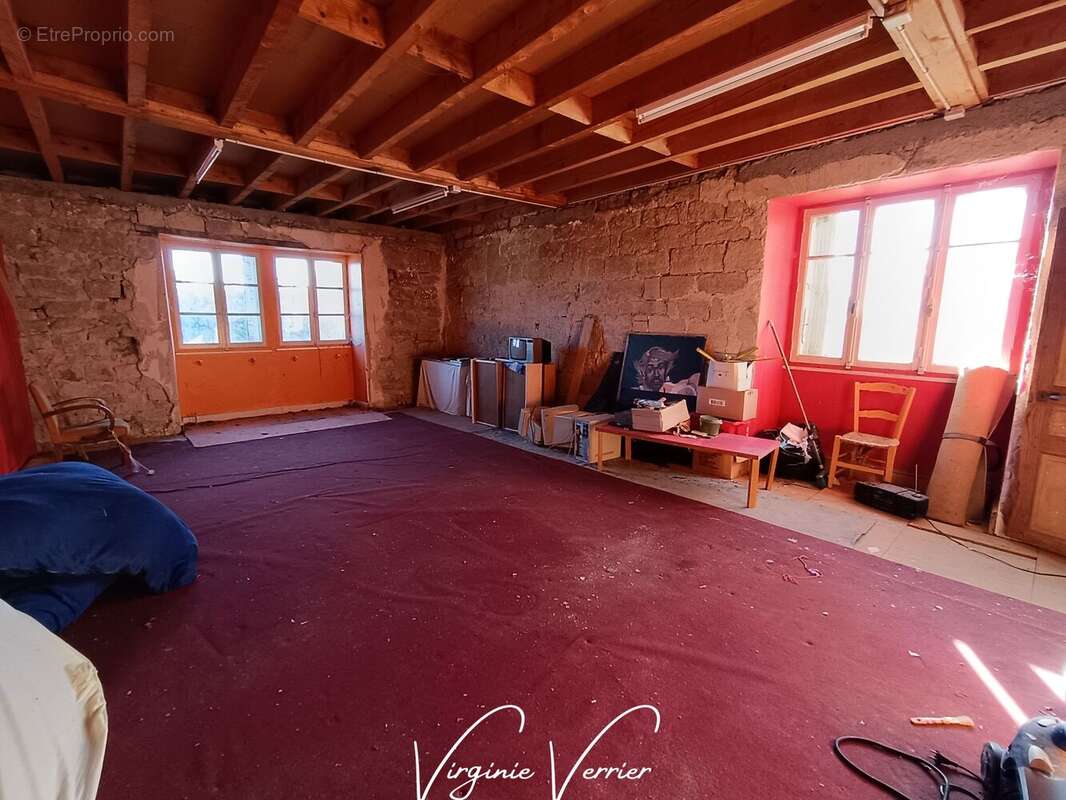 Maison 100 m² à Perpezac-Le-Blanc  - photo 6