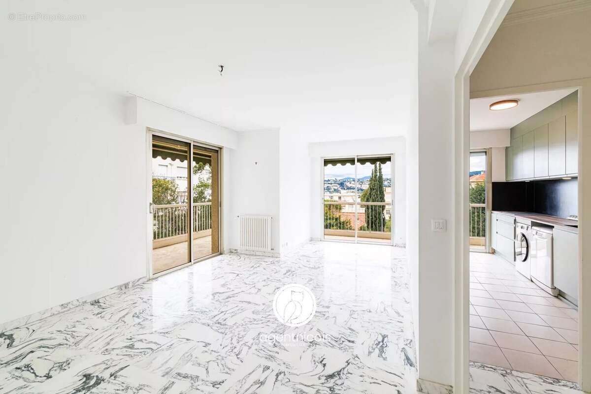 Appartement à NICE