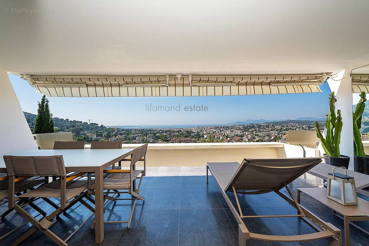 Appartement à LE CANNET