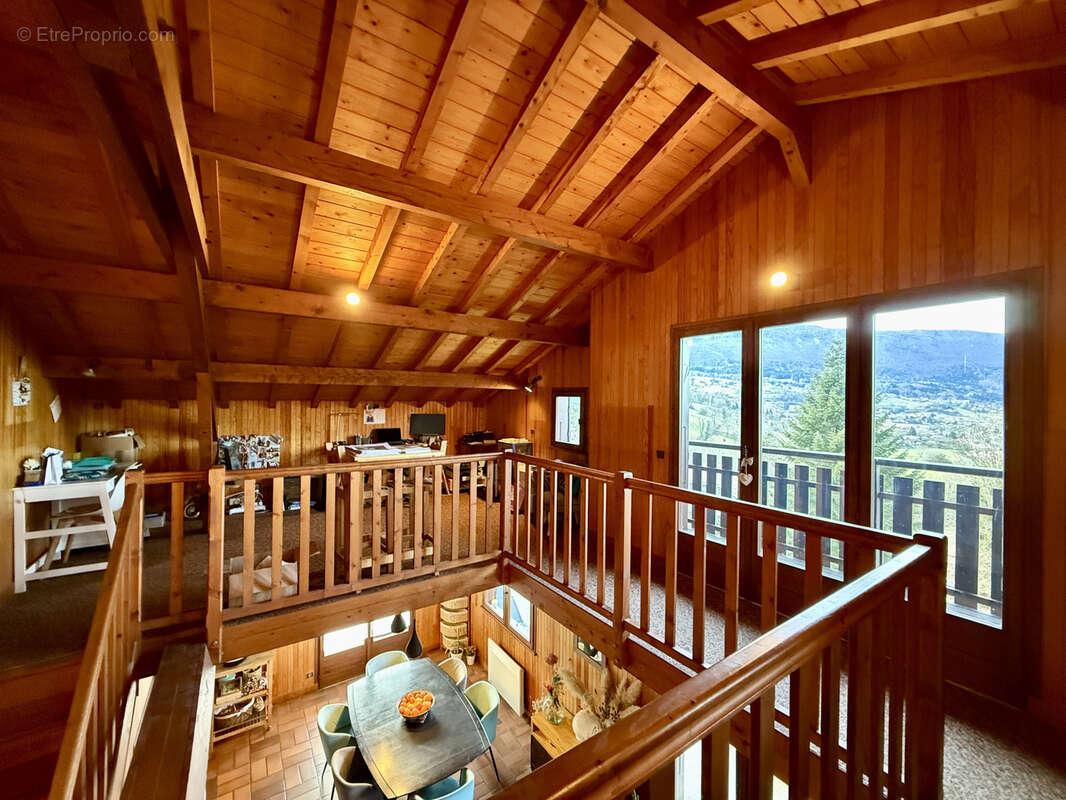 Maison à SAINT-JORIOZ