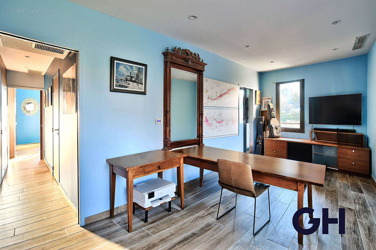 Appartement à CALUIRE-ET-CUIRE