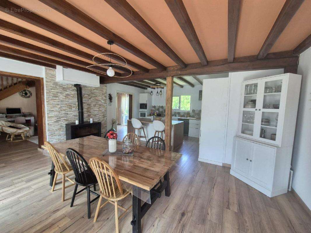 Maison à LES EGLISES-D'ARGENTEUIL