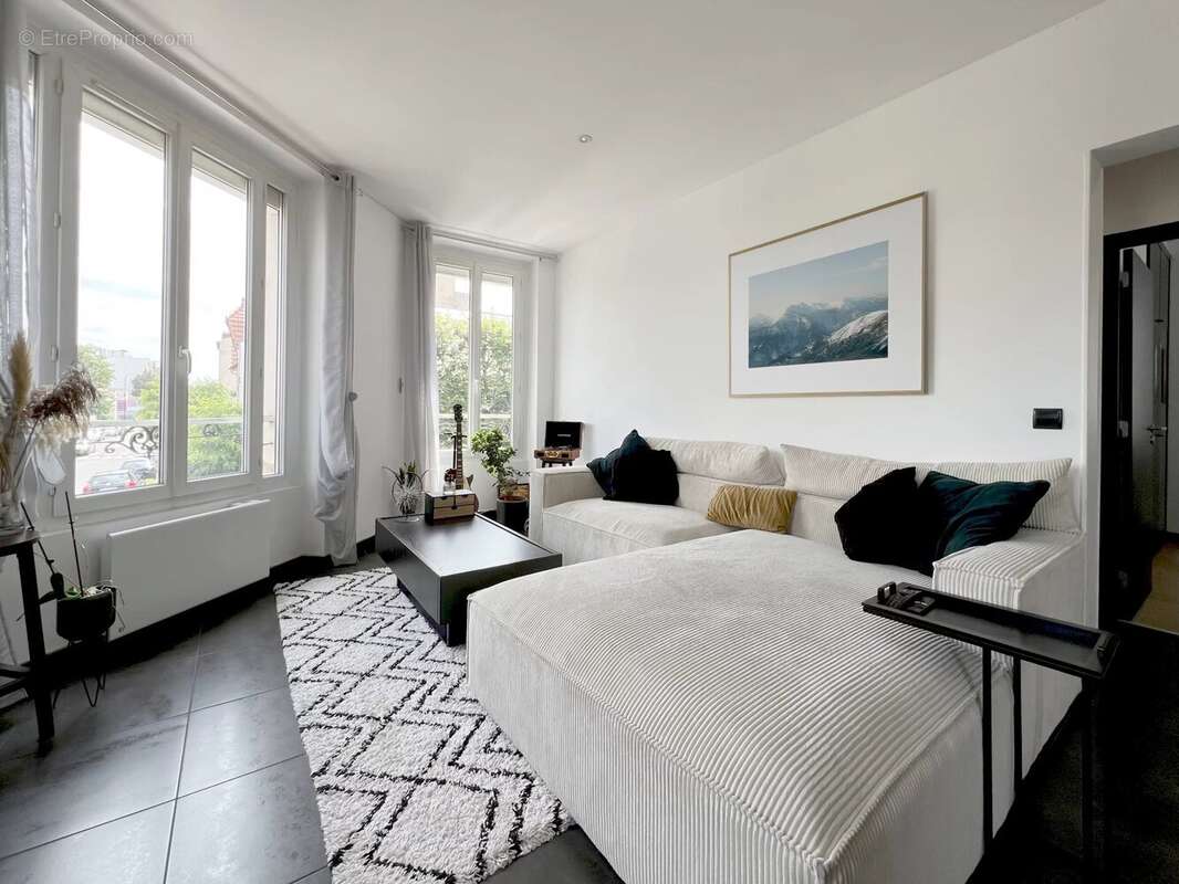 Appartement à SAINT-MAUR-DES-FOSSES