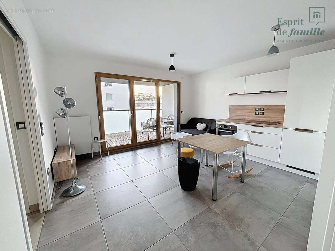 Appartement à LYON-4E
