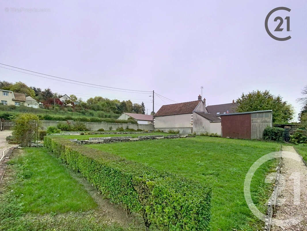 Maison à RILLY-SAINTE-SYRE